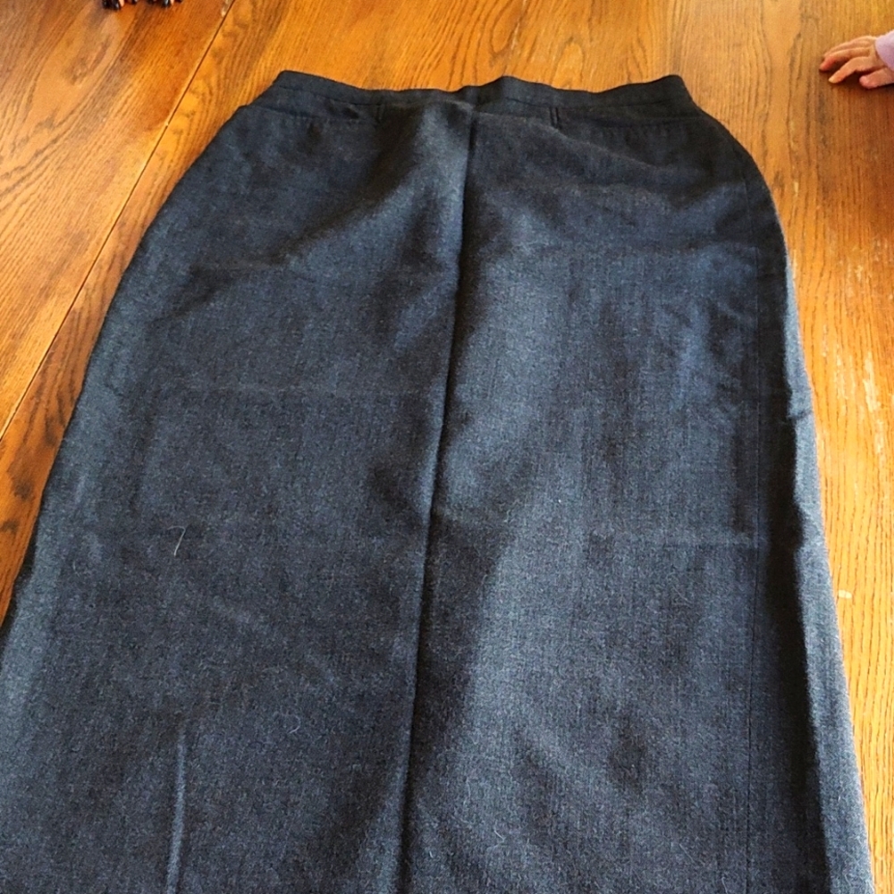 Petite Sophisticate Stretch Pencil Skirt